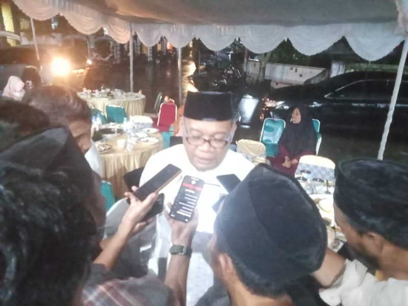 Sekprov Maluku Utara, Samsuddin Abdul Kadir usai pembagian sembako, menyampaikan bahwa Malut mulai menyusun APBD 2025 Fokus pada proyek Kabupaten Halmahera Selatan. 