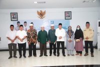 Pembagian intesif Imam Masjid &  Pengasuh TPQ (Foto/nt) 