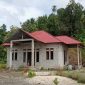 Kondisi Kantor Desa Loid Kecamatan Bacan Barat Utara Halmahera Selatan (Foto/DM) 