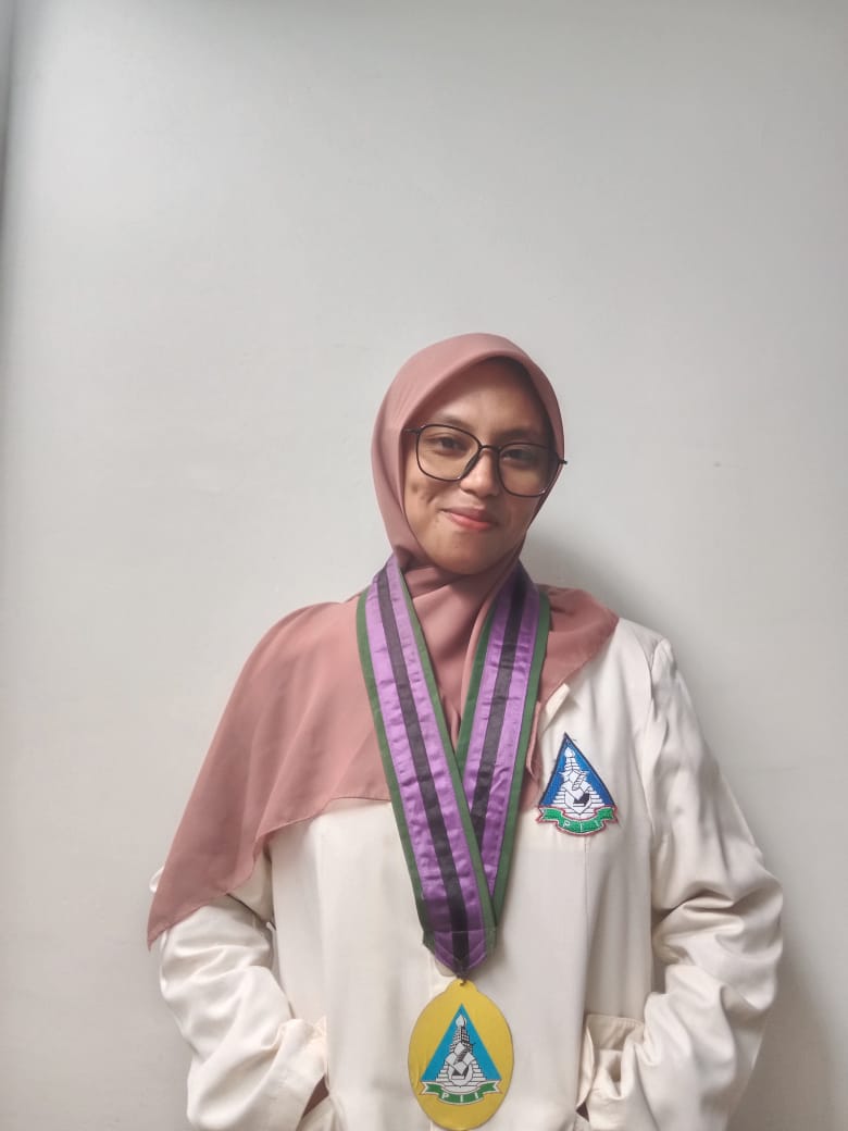 Bendahara Umum Pengurus Wilayah Pelajar Islam Indonesia Adela Amran S. Pd, Hadiri Kegiatan Diskusi Peran Perempuan Muslim Malut (Foto/PW PII) 