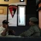 Kades Indong saat di Razia selasa (8/4) malam (Foto/nalarsatu.com) 