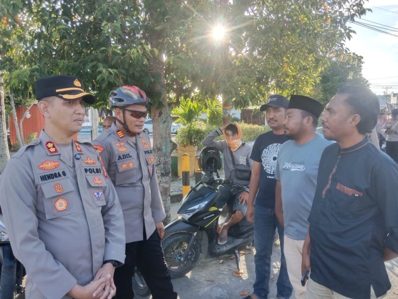 Patroli Bersepeda Ramahan,Polres & Warkop di Pasar Ramadan Labuha (Foto/Nalarsatu.com) 