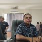 Ketua Barisan Rakyat Halmahera Selatan Adi Hi Adam di Ruang Banggar DPRD (Foto/Nalarsatu.com)