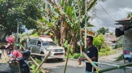 Tomy Nikolas Palang Jalan Tomori Perumahan Tamansari (Foto/Nalarsatu.com)