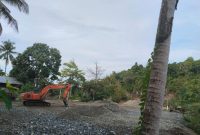 Aktivitas Galian C di Desa Buton Kecamatan Obi Halmahera Selatan (Foto/Nalarsatu.com)