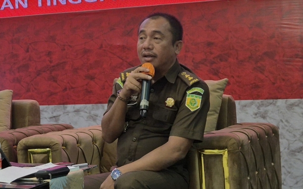 Kepala Seksi Penerangan Hukum (Kasi Penkum) Kejati Maluku Utara, Richad Sinaga (Foto/Amir)