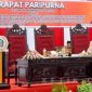Bupati Halmahera Selatan, Hasan Ali Bassam Kasuba, menghadiri Rapat Paripurna ke-1 Masa Persidangan I Tahun 2026 DPRD Halmahera Selatan dalam agenda pengesahan dua Rancangan Peraturan Daerah (Ranperda) menjadi Perda di ruang sidang paripurna. (Foto/Ibnu)