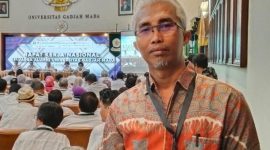 Kepala Dinas Komunikasi Dan Informatika Kabupaten Halmahera Selatan Sutego ST, Saat Hadiri Kegiatan Rapat Kerja Nasional Keluarga Alumni Universitas Gadja Madah 2025 (Foto/ST)