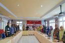 Ketua dan anggota Komisi I DPRD Kabupaten Halmahera Selatan saat melakukan konsultasi dan studi tata kelola BLUD di RSUD dr. H. Chasan Boesoirie Provinsi Maluku Utara, Kamis (11/6). Kunjungan tersebut bertujuan memperdalam pemahaman terkait pengelolaan dana Jasa Pelayanan (Jaspel) tenaga kesehatan serta mencari referensi penyelesaian persoalan pembayaran Jaspel di RSUD Labuha. (Foto: Istimewa)