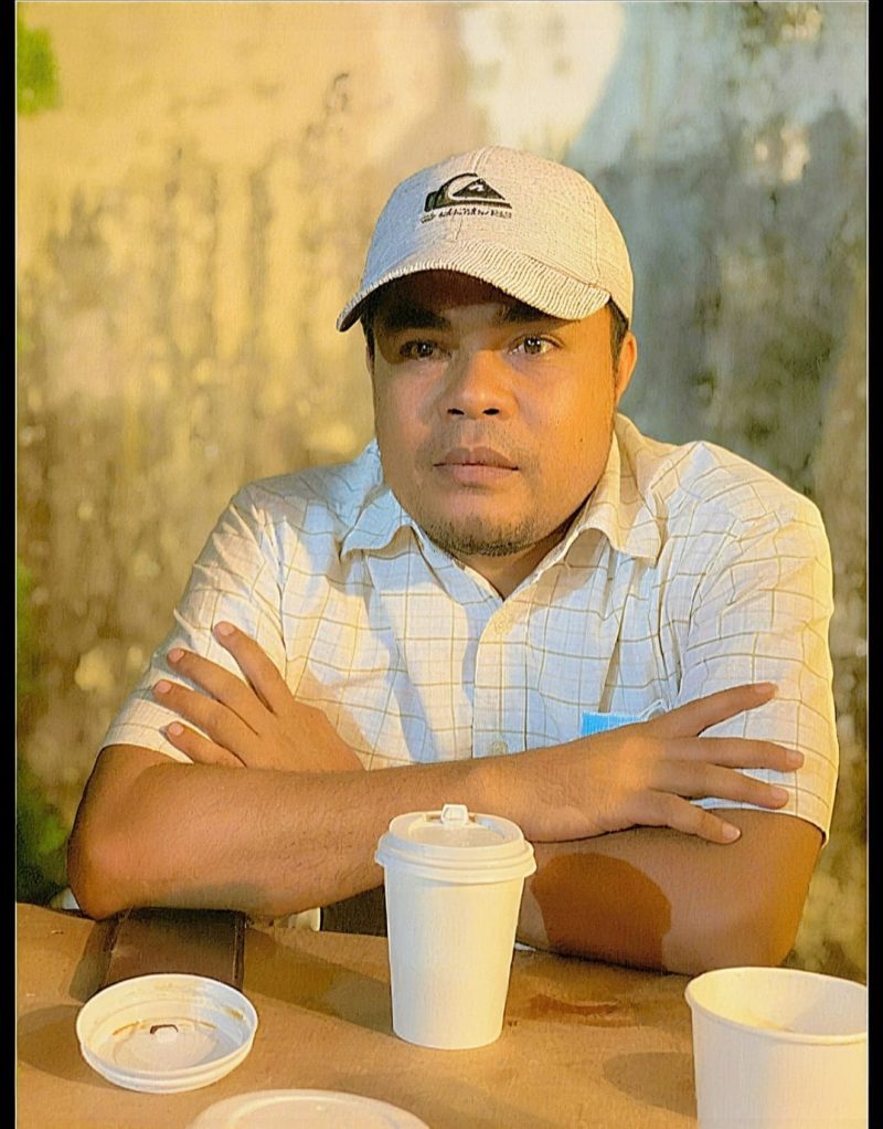 Ketua Pemuda Merah Putih Maluku Utara, Mudasir Ishak, mendesak aparat penegak hukum mengusut tuntas kasus dugaan pelecehan seksual yang dilaporkan terjadi di Kafe Bunga Lo 2, Halmahera Selatan. Ia juga meminta penyidik menelusuri kemungkinan adanya unsur kelalaian atau pembiaran dari pihak yang berada di lokasi saat kejadian. (Foto: Istimewa)