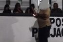 Petugas Satpol PP Kabupaten Halmahera Selatan saat melaksanakan operasi penegakan Peraturan Daerah (Perda) di sejumlah tempat hiburan malam, Sabtu (31/5/2026). Razia tersebut dilakukan sebagai upaya menjaga ketertiban umum, menindaklanjuti laporan masyarakat, serta meningkatkan pengawasan terhadap aktivitas yang berpotensi melanggar aturan daerah. (Foto: Istimewa)