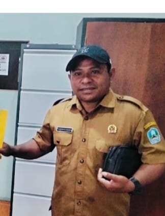 Kepala Desa Nasrudin M. Kasuba (Foto/Istimewa)
